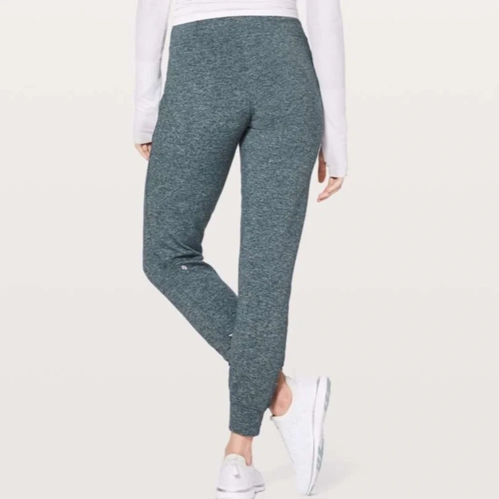 LULULEMON - Ready To Rulu Pant 29”
